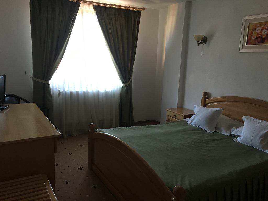 Vila Piano Buşteni Exterior foto