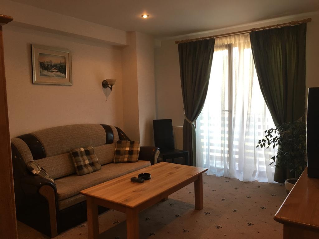Vila Piano Buşteni Exterior foto