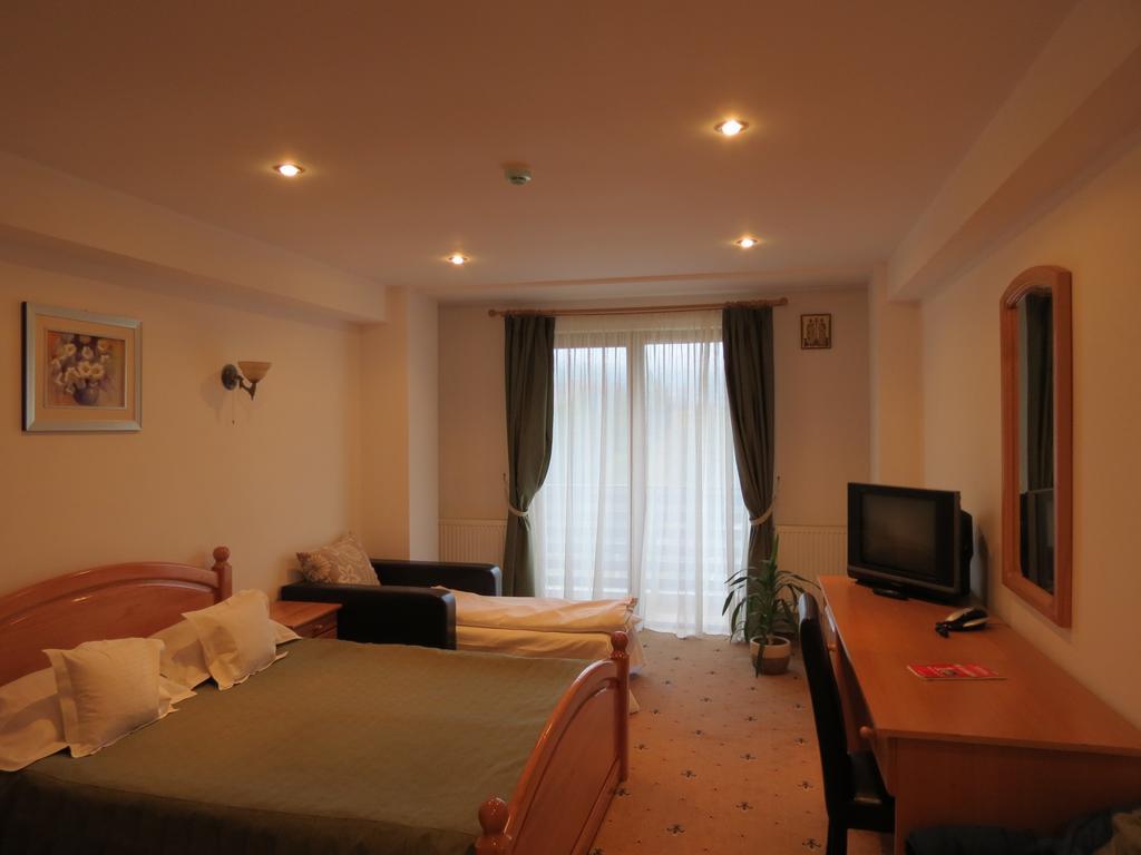Vila Piano Buşteni Exterior foto
