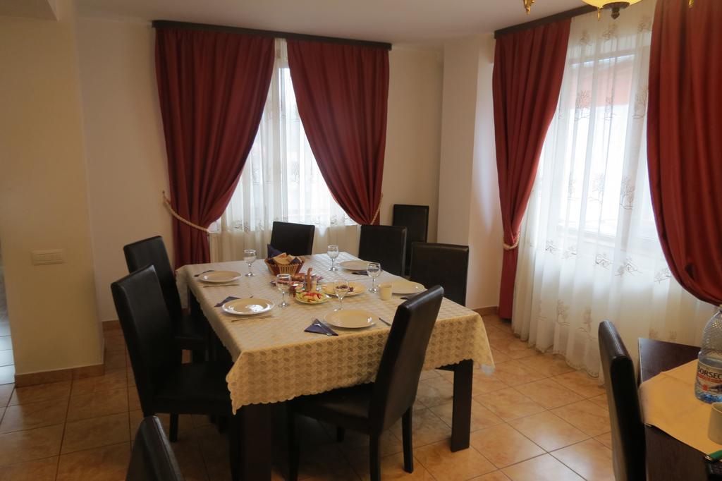 Vila Piano Buşteni Exterior foto